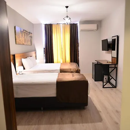 Privado Отель 3*